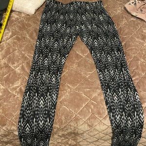 Neutral Patterned Leggings